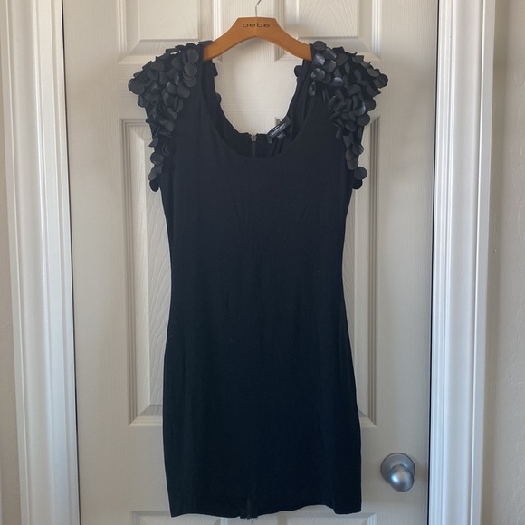 Bebe - Picture 2 of 5